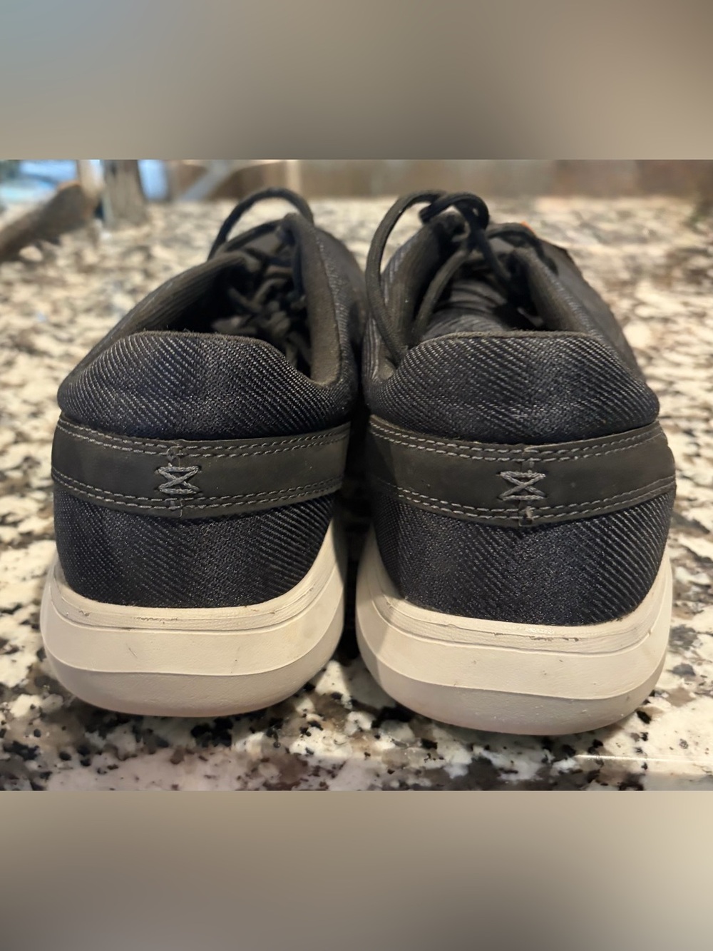 Men's Crocs Kinsale Lace up Sneakers - Picture 3 of 5